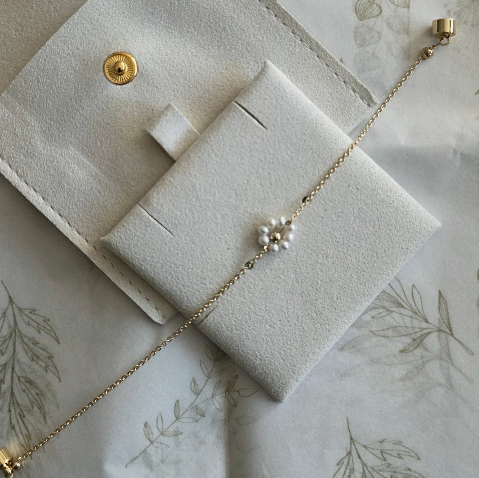 Kalaa Pearl Flower Bracelet - Image 2